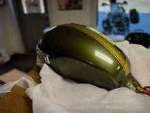 Triumph Thruxton 900 EFI Fuel Tank, Brooklands Green - T2403180-HM