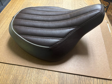 Triumph Bobber Rider Brown Ribbed Seat - A9700425